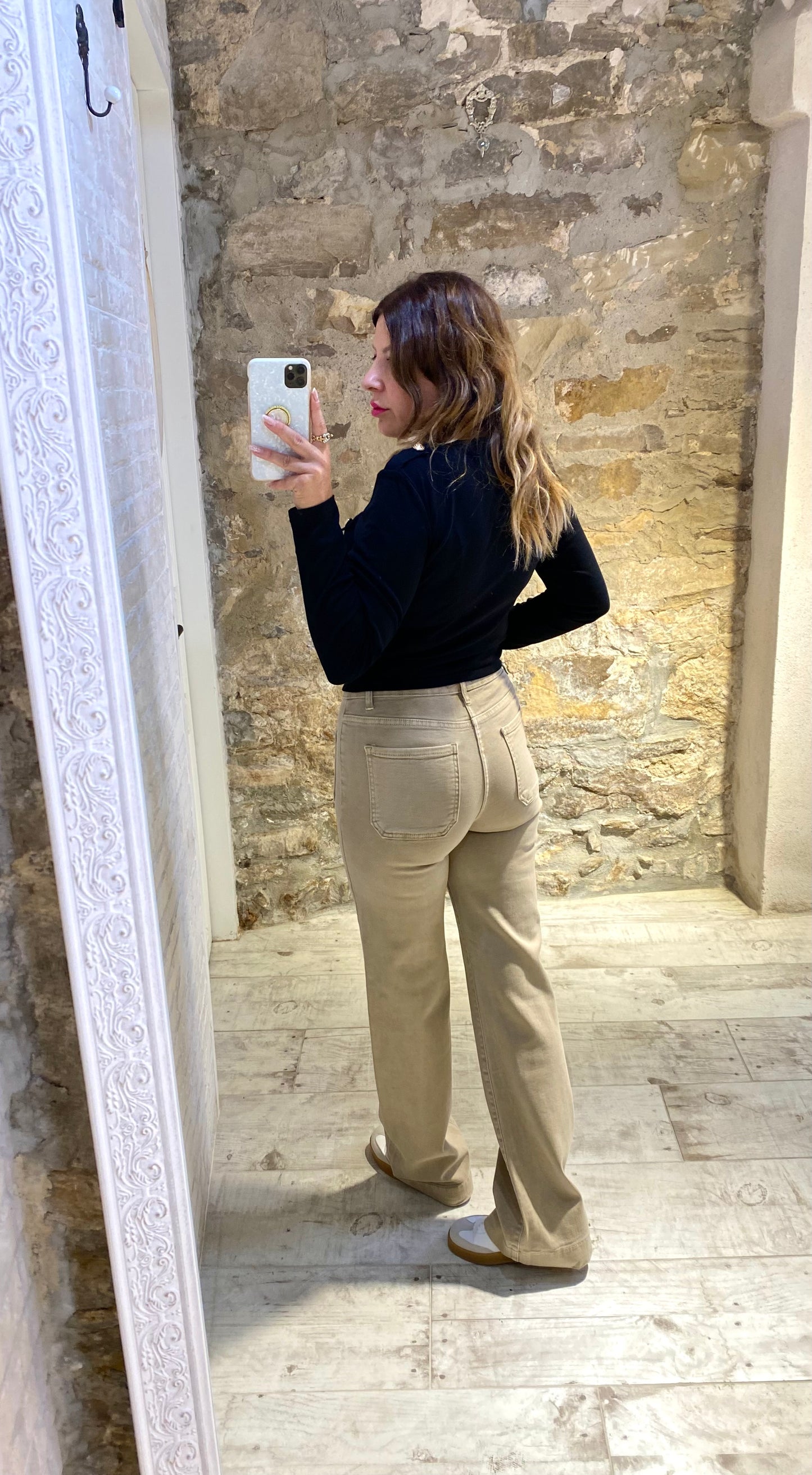 Pantalón beige Bolsillos pedreria - Veronique