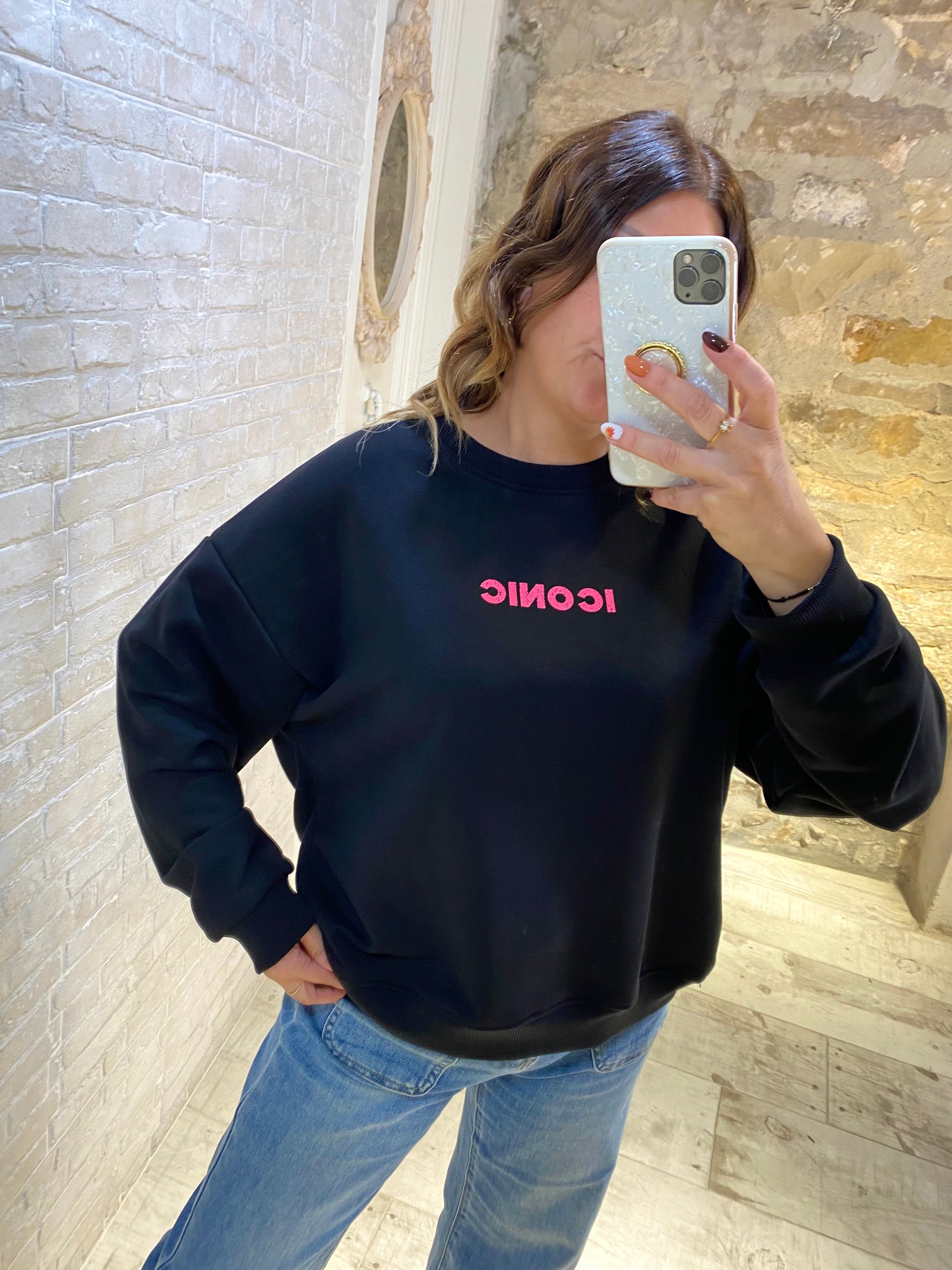 Sudadera Negra Iconic - Veronique