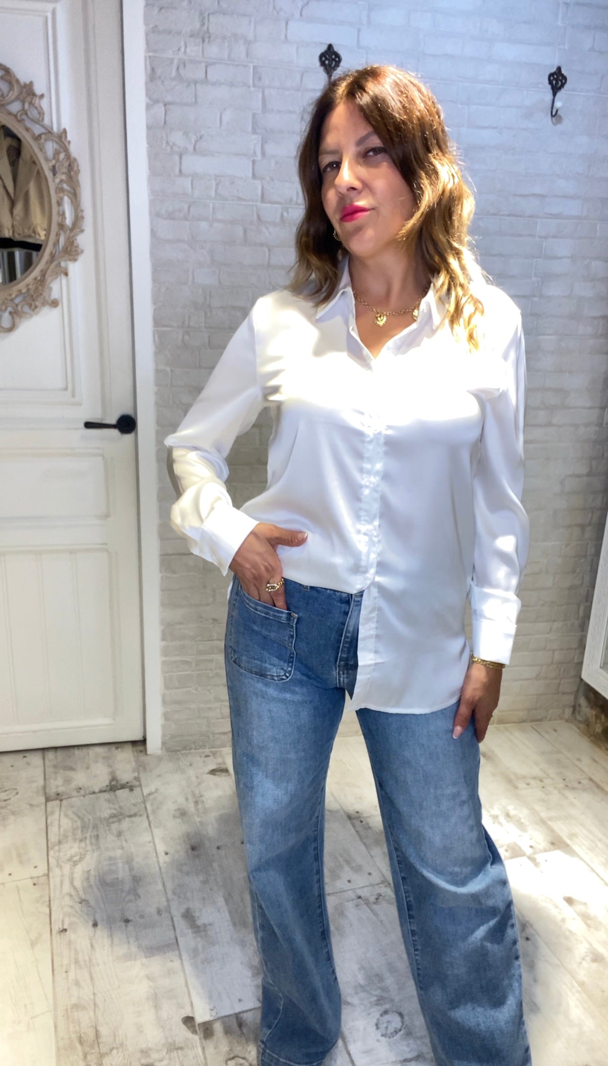 Camisa Blanca elástica con Botones - Veronique