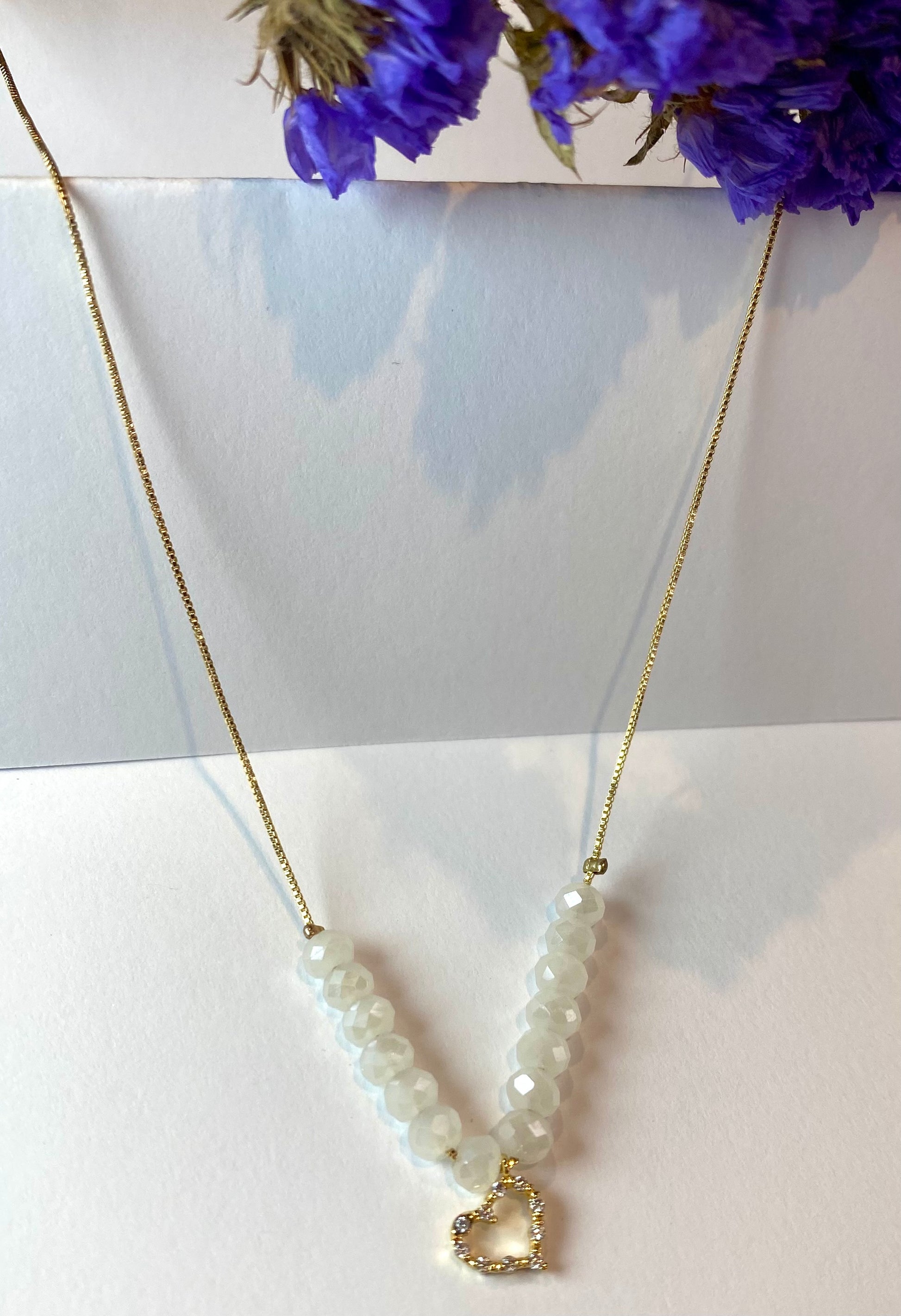 Collar Piedra Blanca y Corazón - Veronique