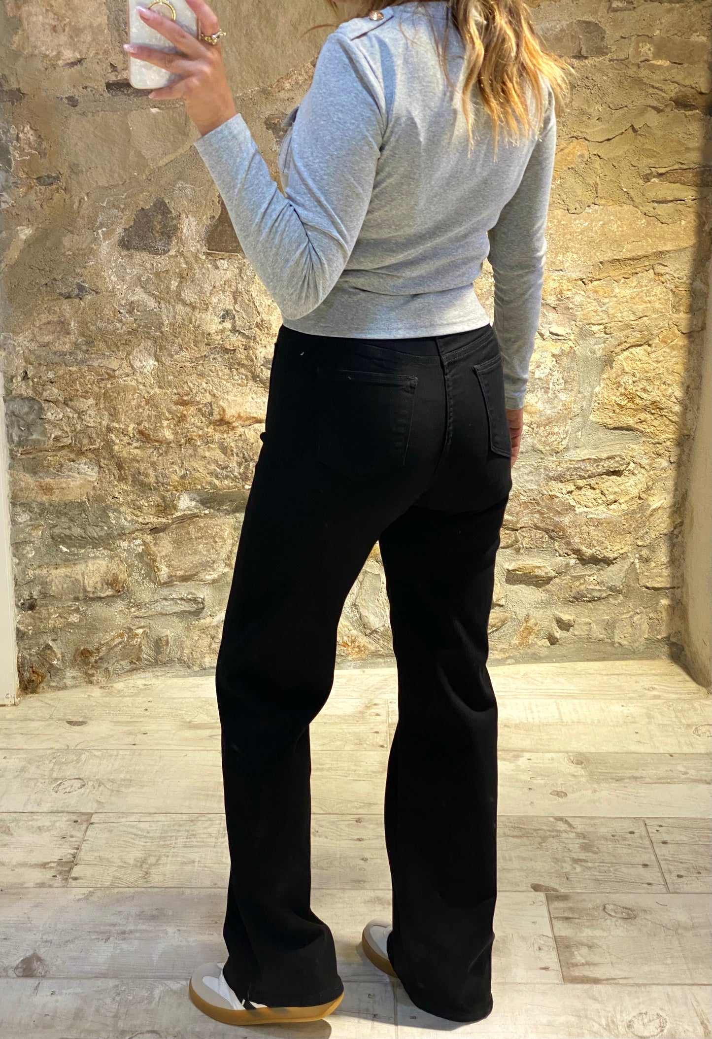 Pantalón Negro 2Bolsillos cuadrados - Veronique