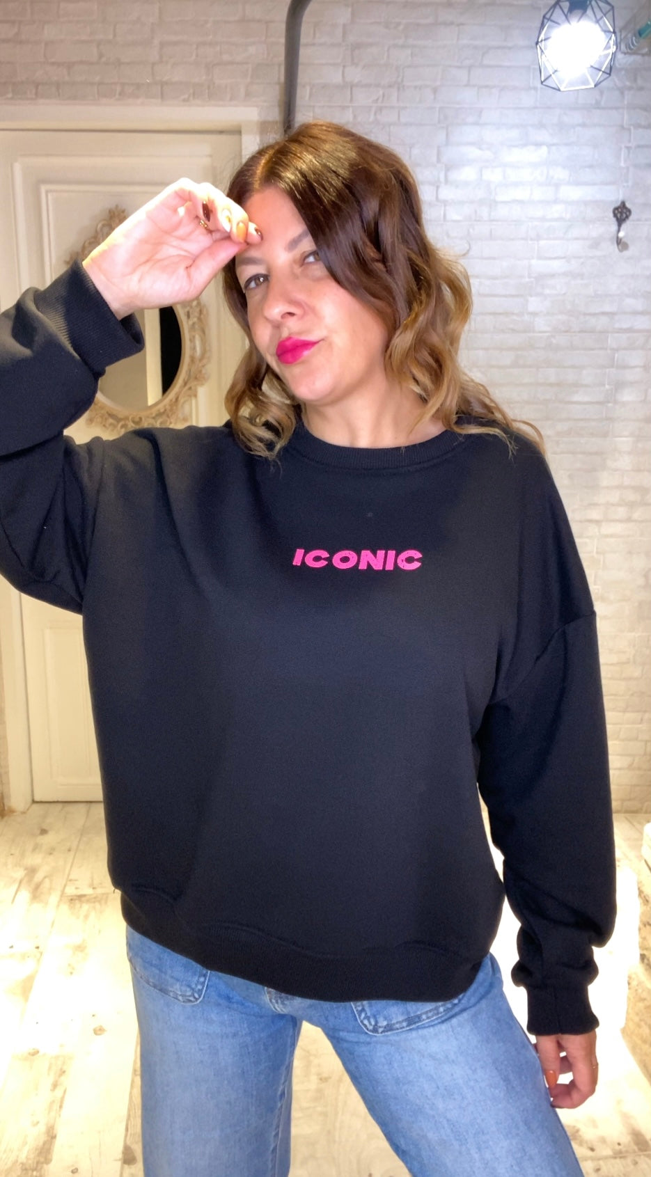 Sudadera Negra Iconic - Veronique