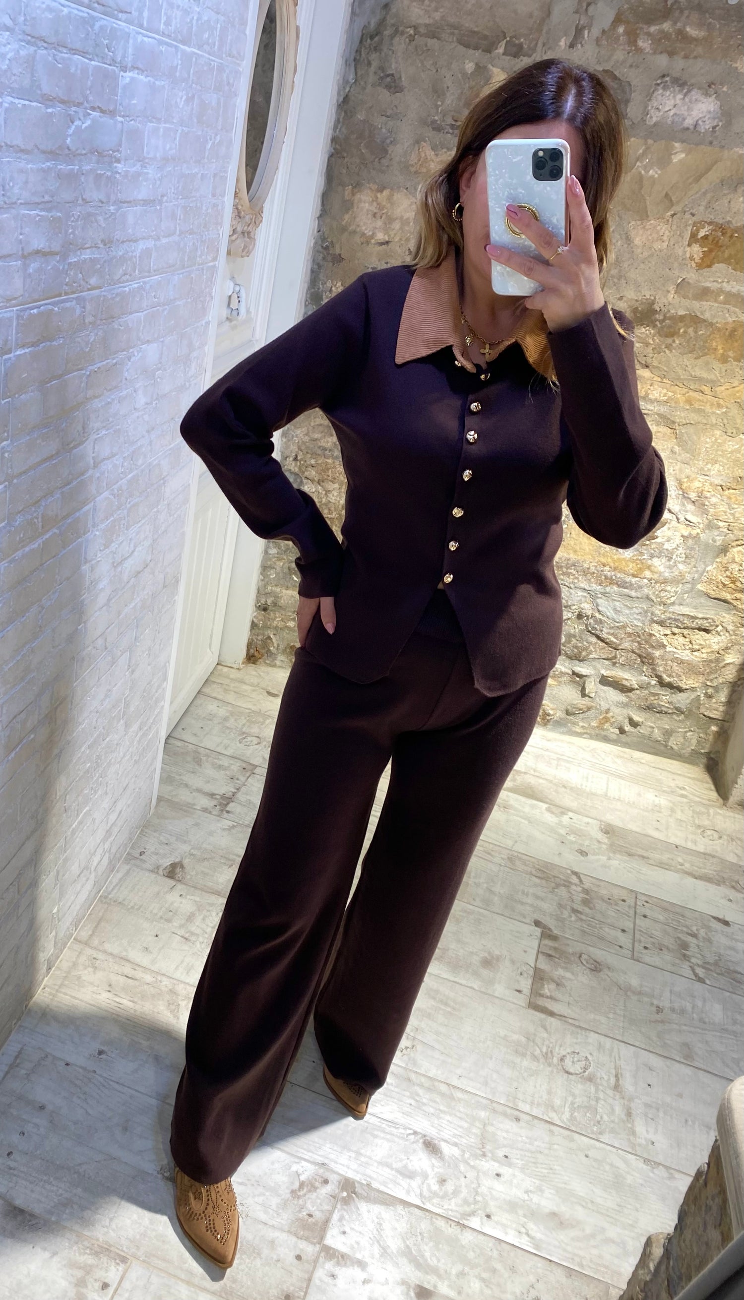 Conjunto Chocolate Nadia, cuello pana - Veronique