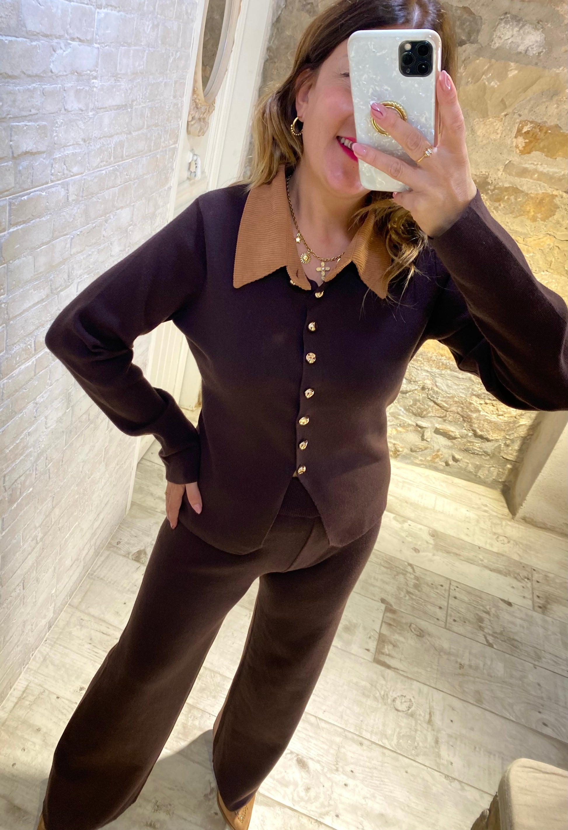 Conjunto Chocolate Nadia, cuello pana - Veronique