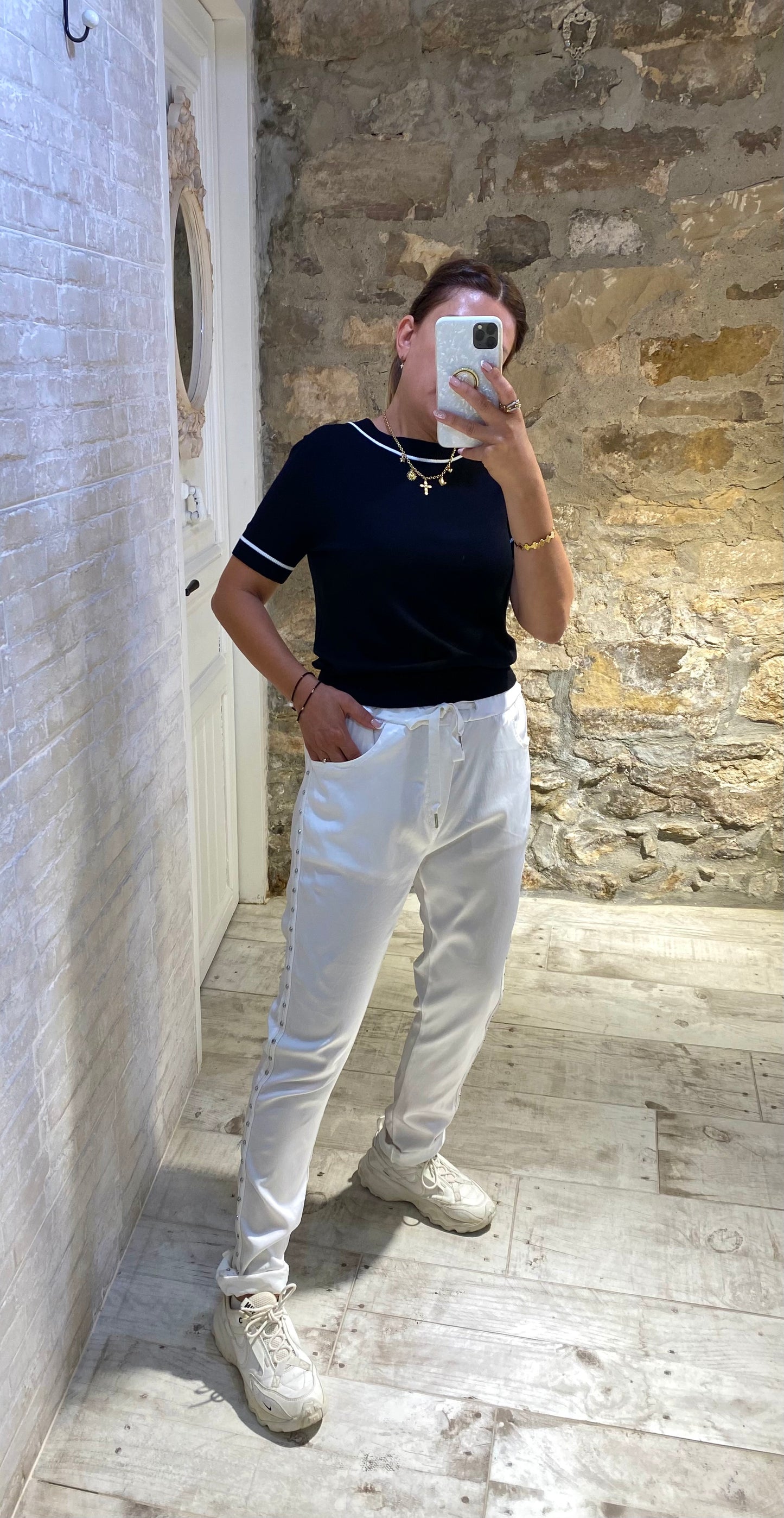 Pantalón Blanco Tachas Lado - Veronique