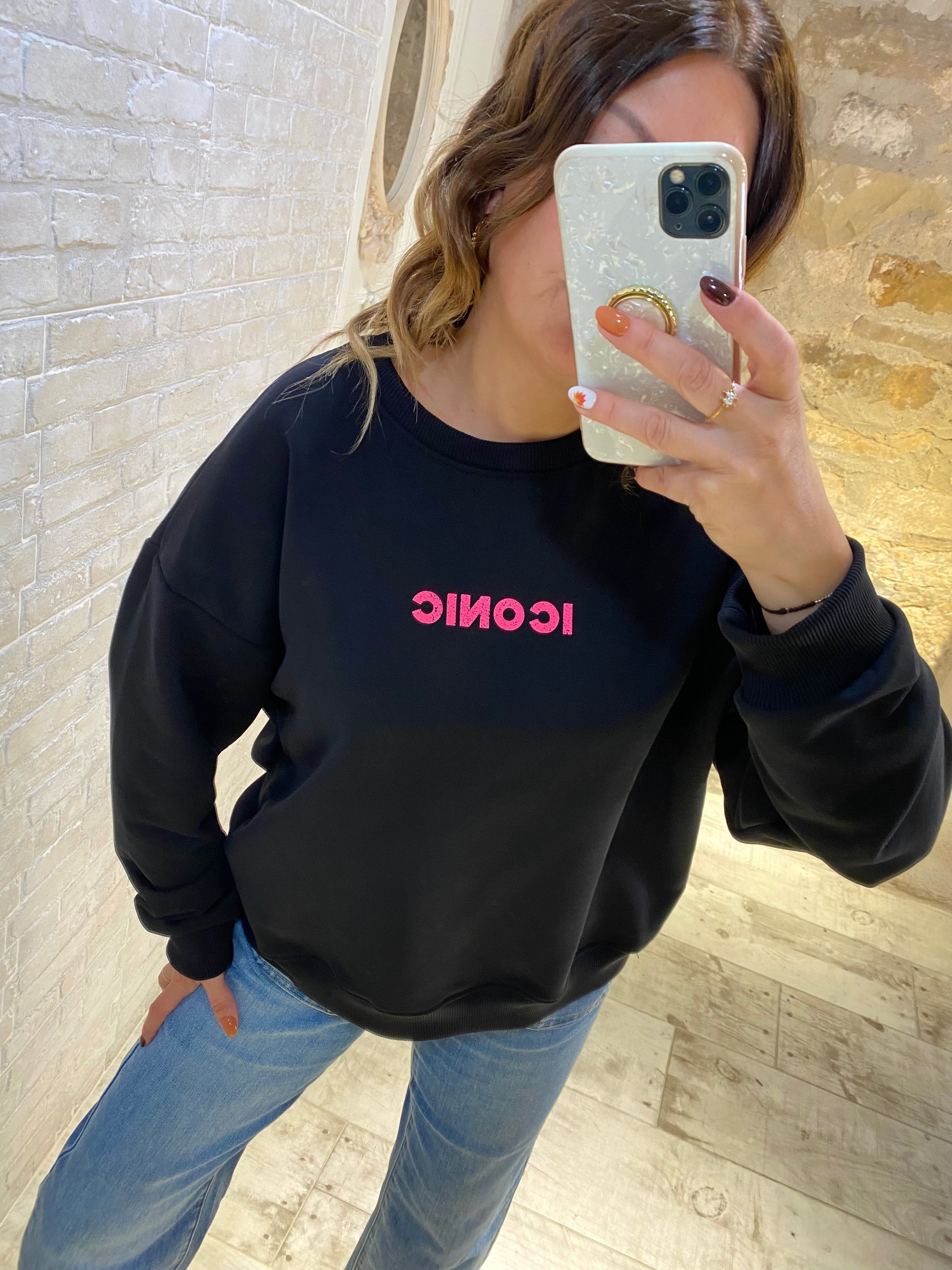 Sudadera Negra Iconic - Veronique