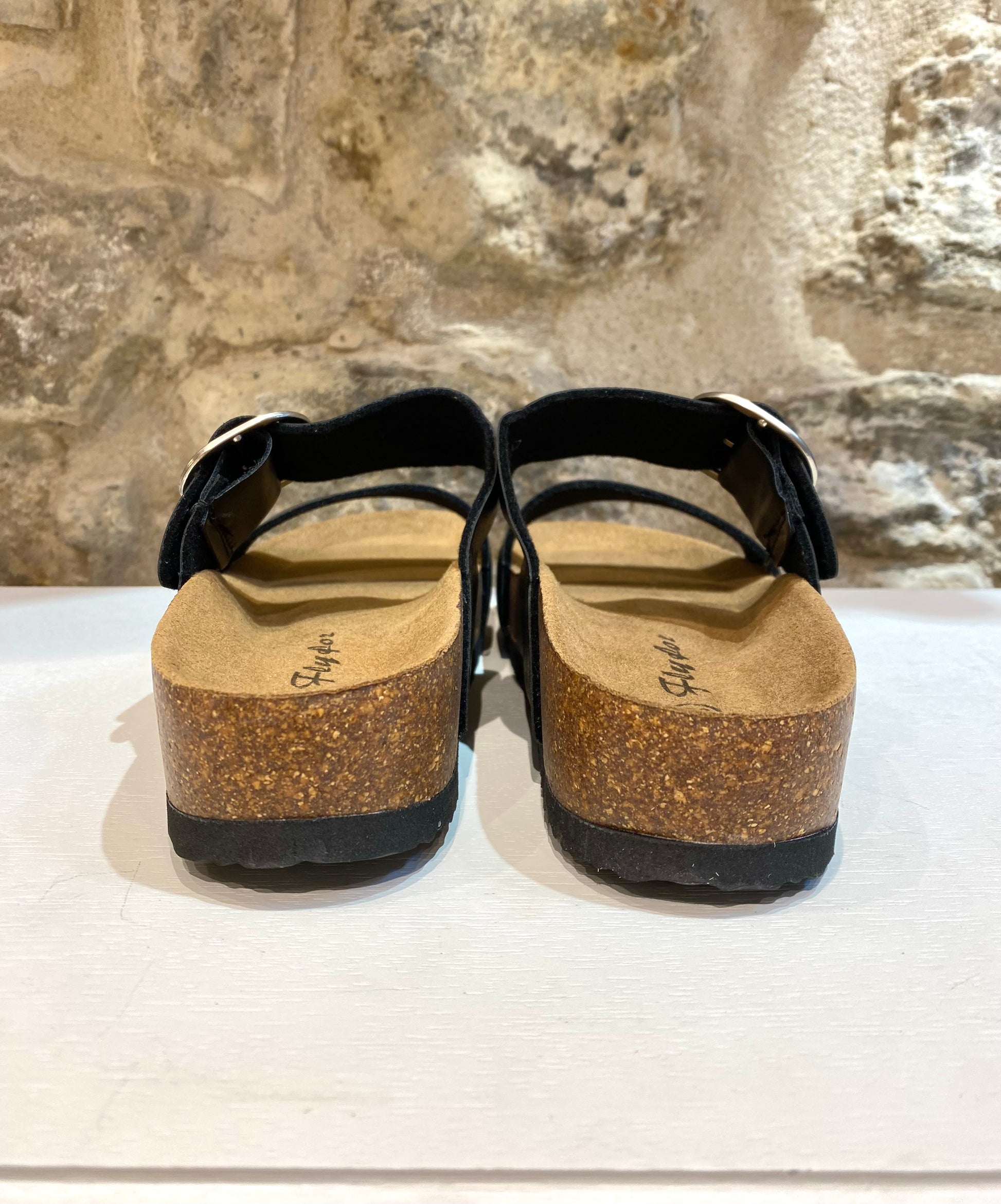 Sandalias Planas Hebilla Regulable ( Ref:282) - Veronique