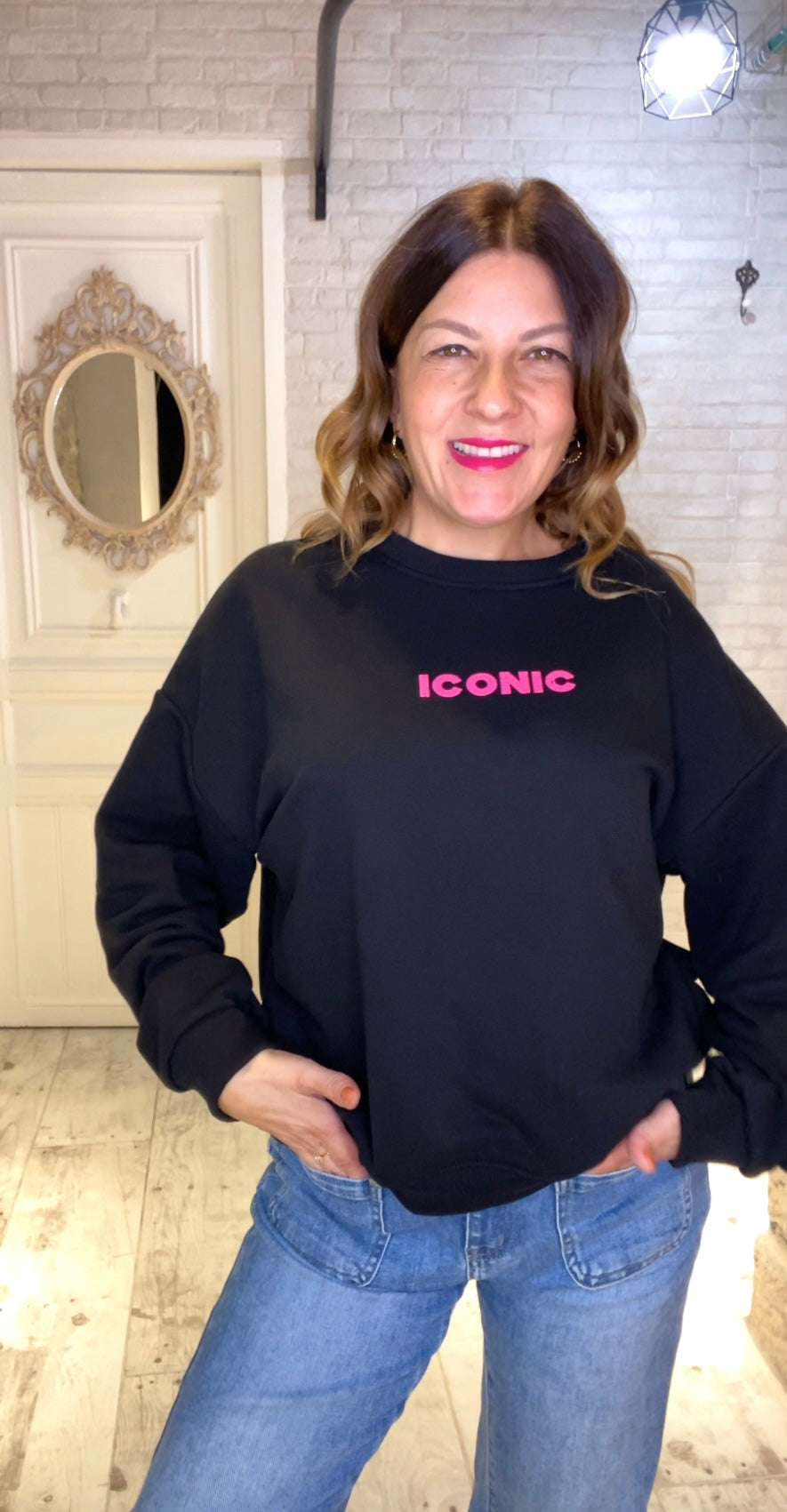 Sudadera Negra Iconic - Veronique