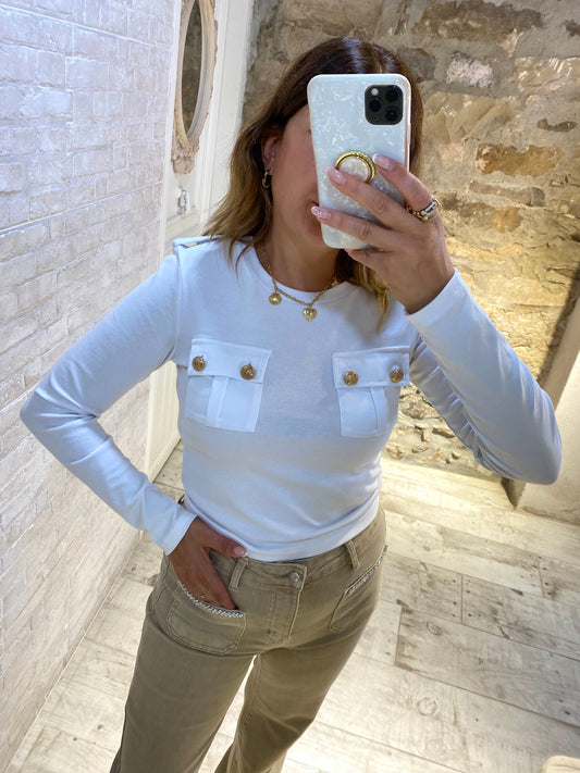 Camiseta Crop Blanca 2 bolsillos botones dorados - Veronique