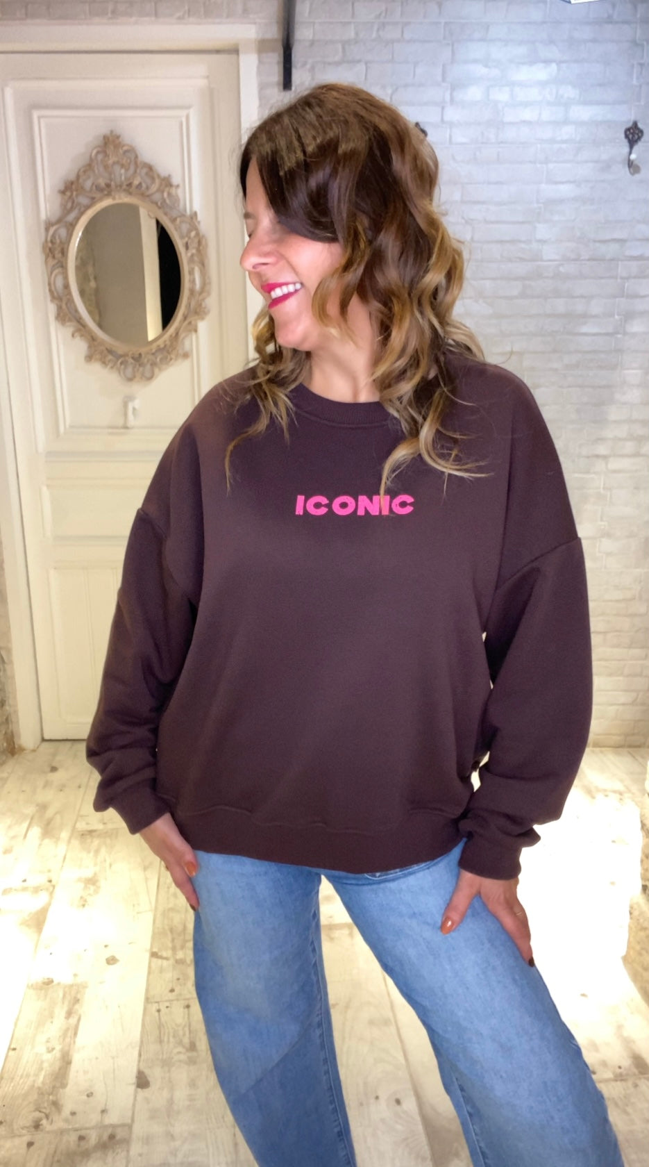 Sudadera Marrón Iconic - Veronique