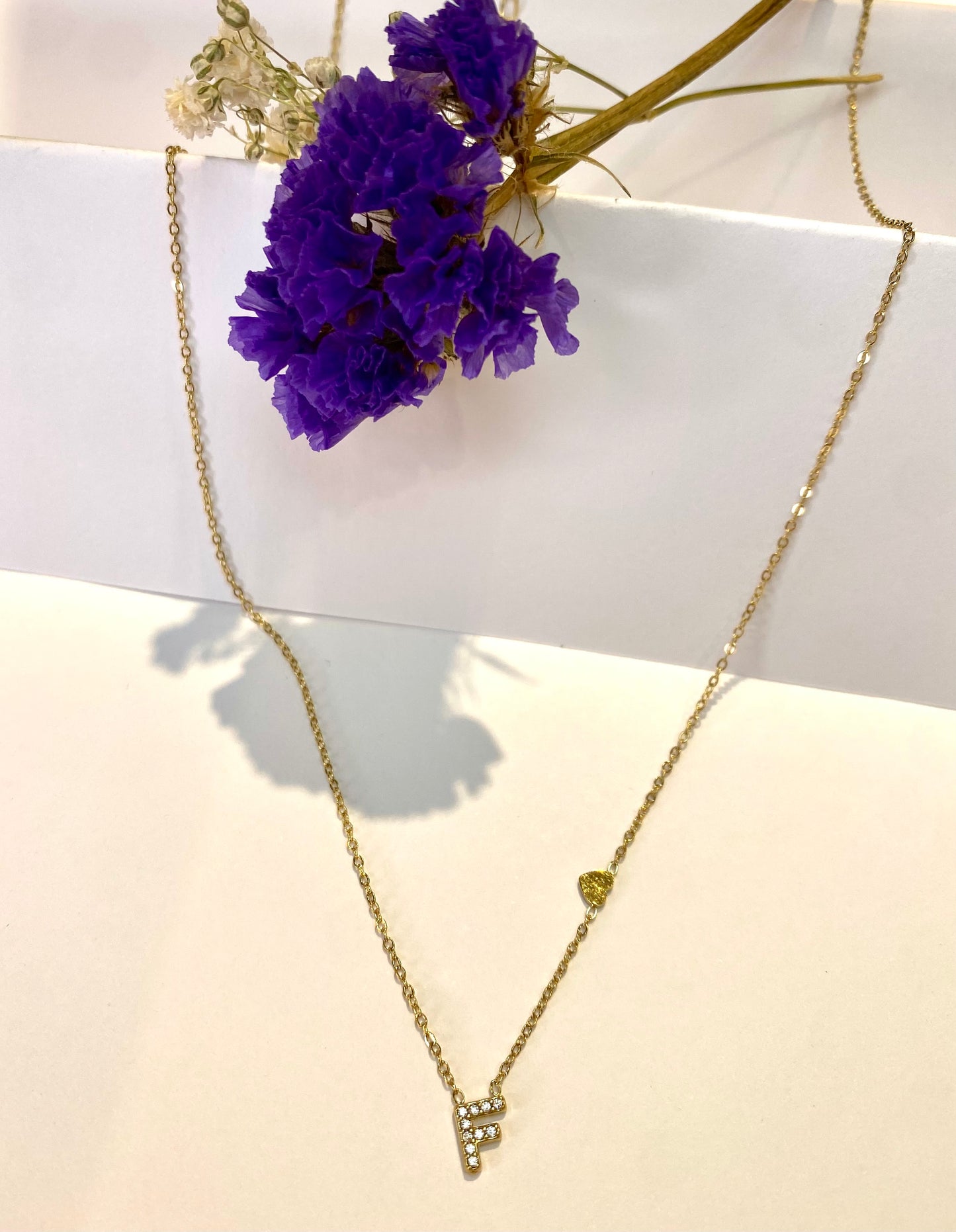 Collar F - Veronique